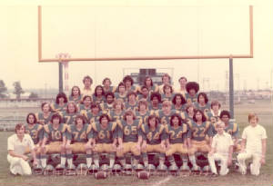 1976varsityteamphoto.jpg